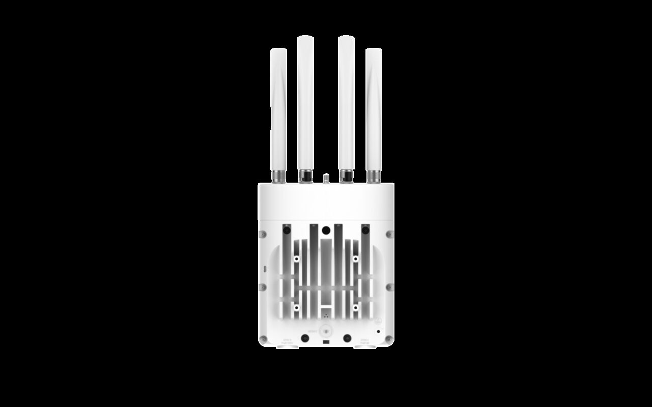 Cambium cnPilot XE3-4TN Wi-Fi 6e Software-defined Connectorized Incl Omni Outdoor Access Point