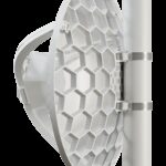 MikroTik LHGG LTE CAT 6 - LTE Outdoor CPE