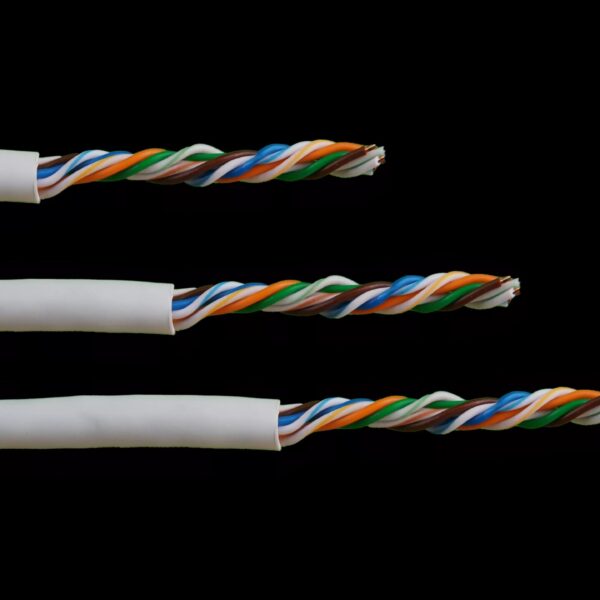 Acconet CAT5e Indoor Ethernet Cable 305m White CCA STP Pull Box | CAT5-305-STP