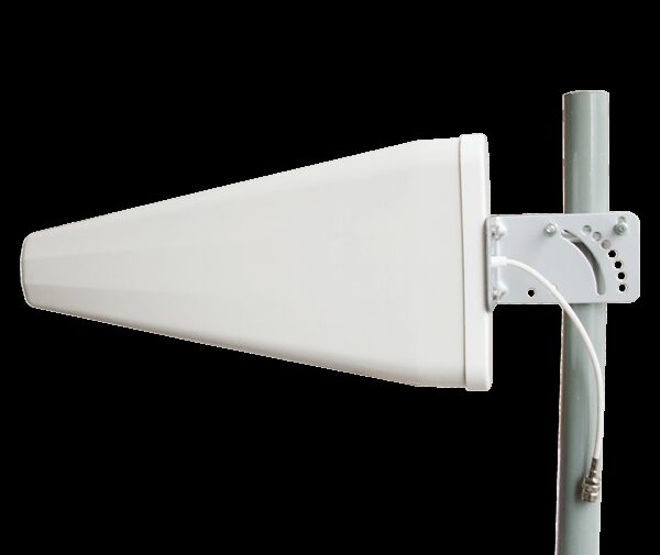 11dBi SISO LTE/3G/GSM External Yagi Antenna - N(F) Freq. Range 698-960/1710-2700 MHz